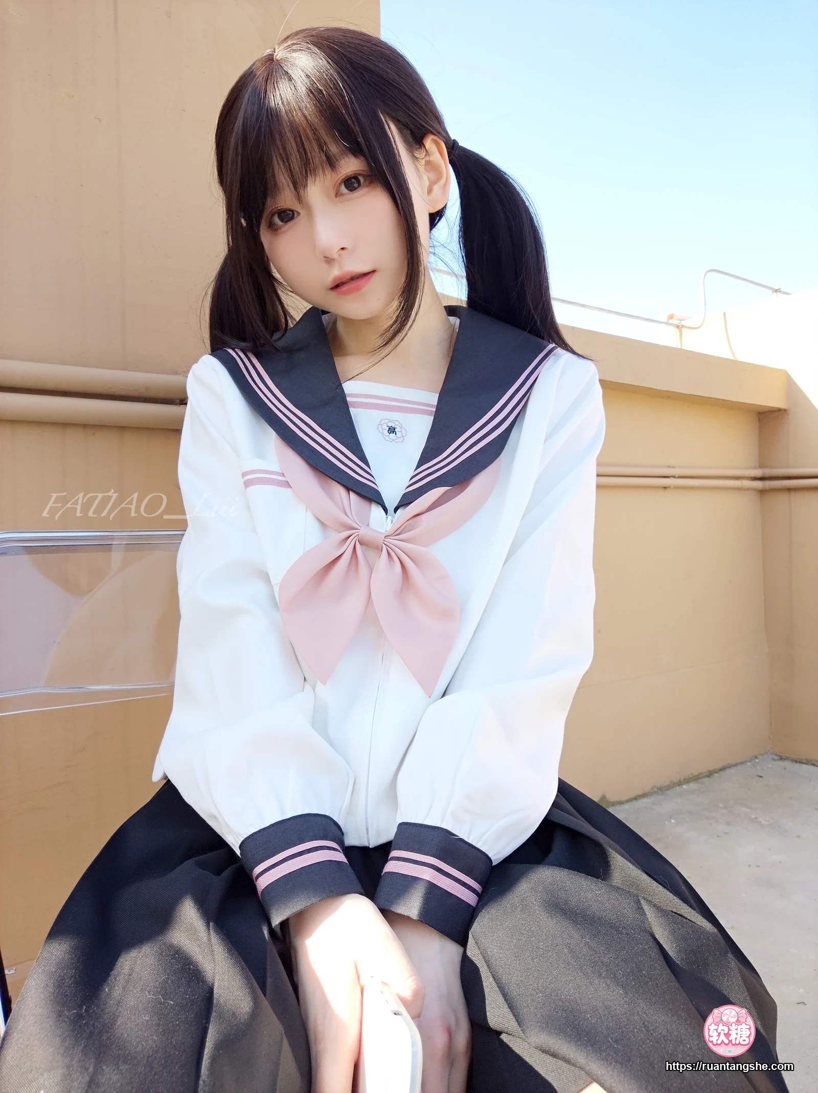 迷之呆梨 迷之呆梨 NO.025 - Fantia 2022年10月会员合集(9期)