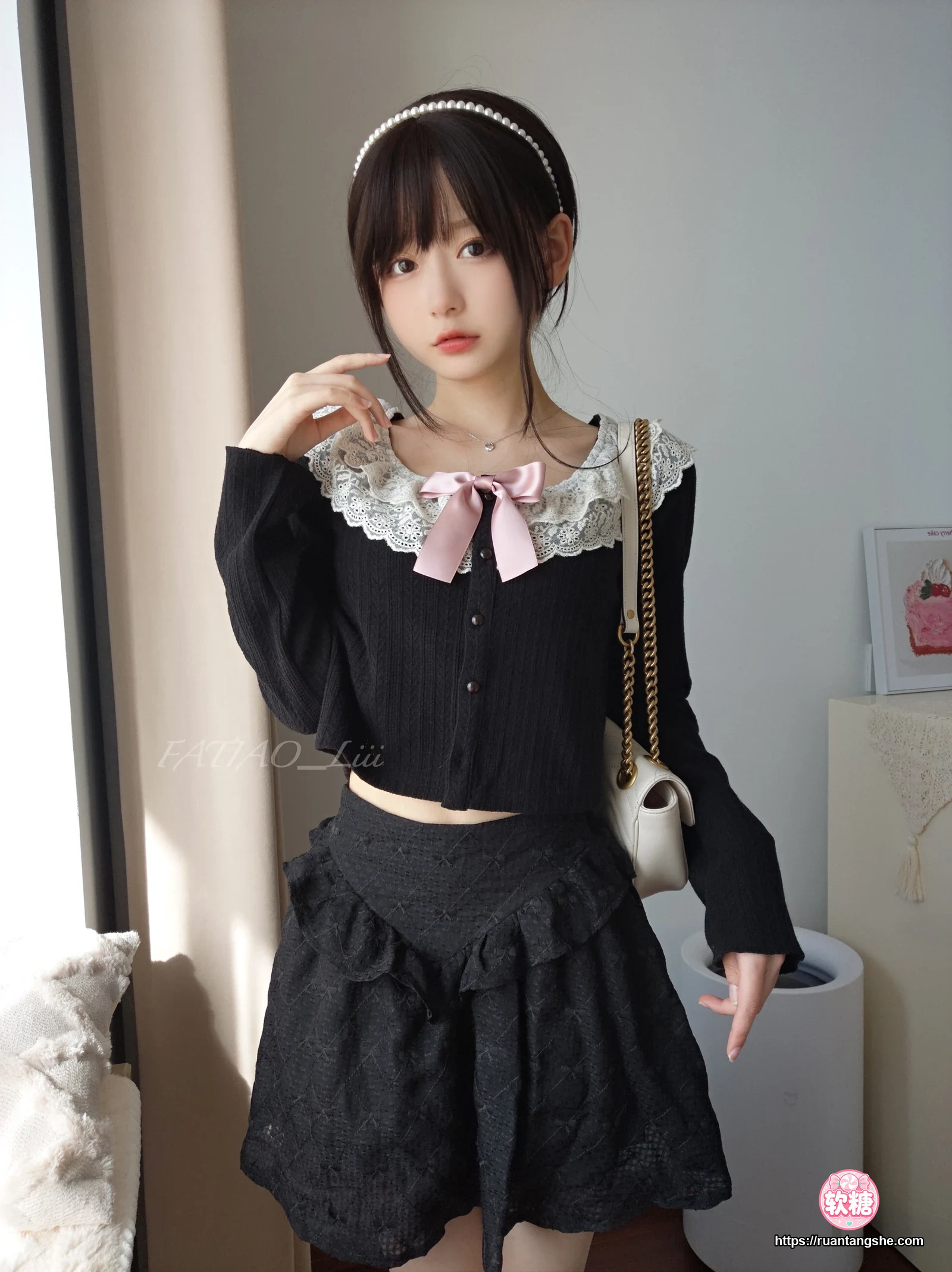 迷之呆梨 迷之呆梨 NO.025 - Fantia 2022年10月会员合集(9期)