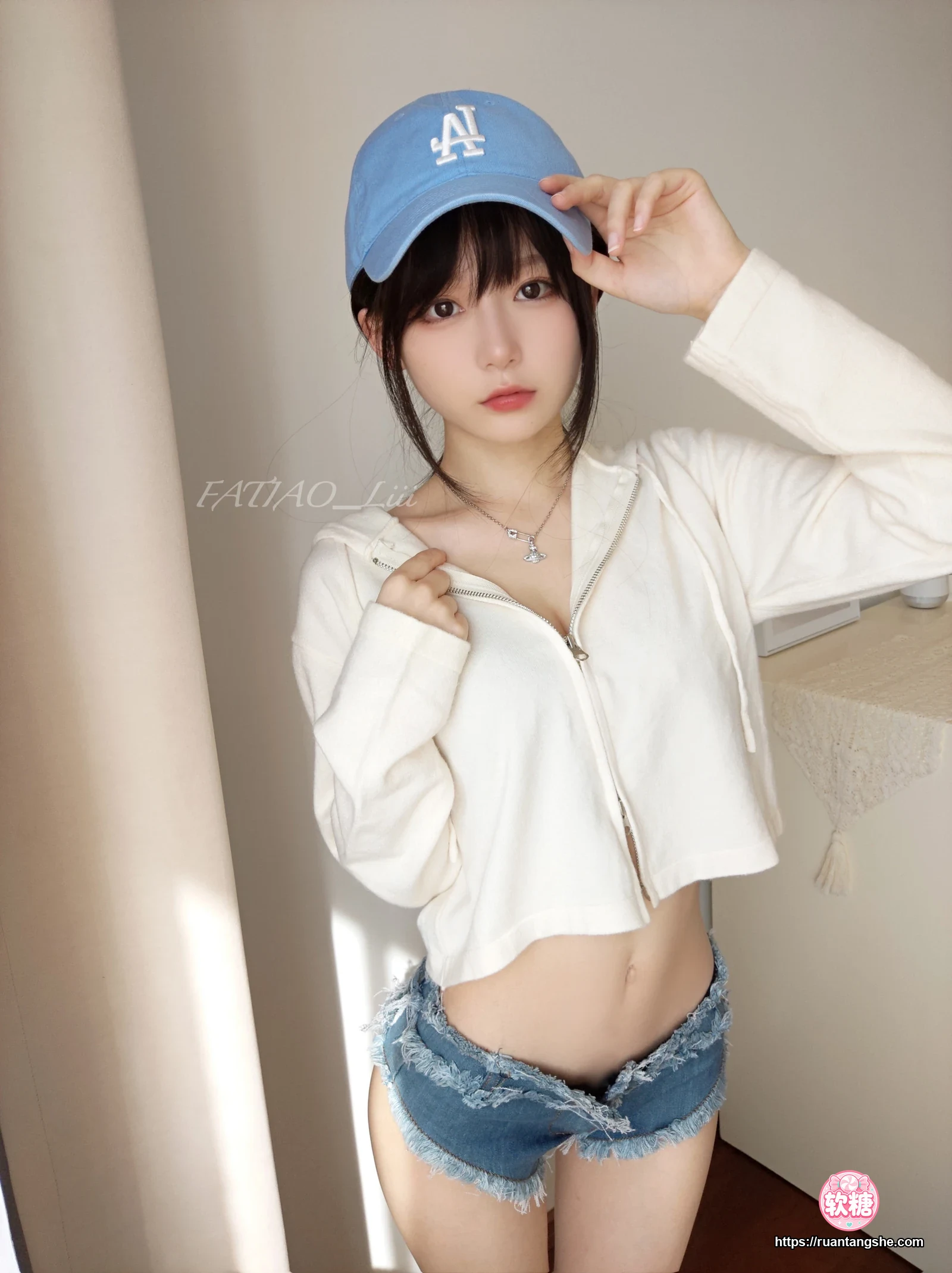 迷之呆梨 迷之呆梨 NO.025 - Fantia 2022年10月会员合集(9期)