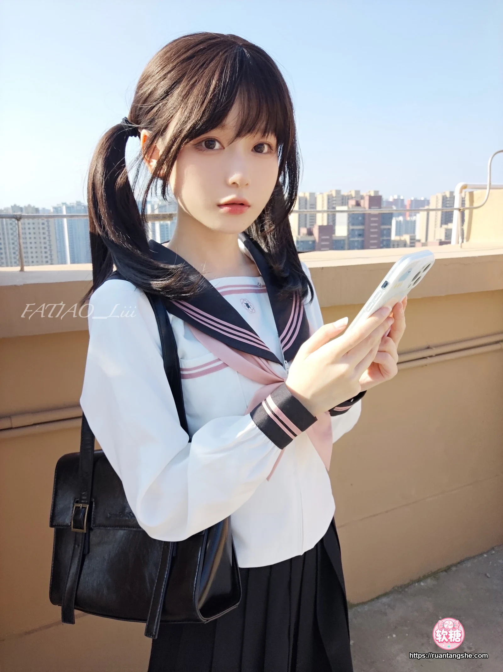 迷之呆梨 迷之呆梨 NO.025 - Fantia 2022年10月会员合集(9期)