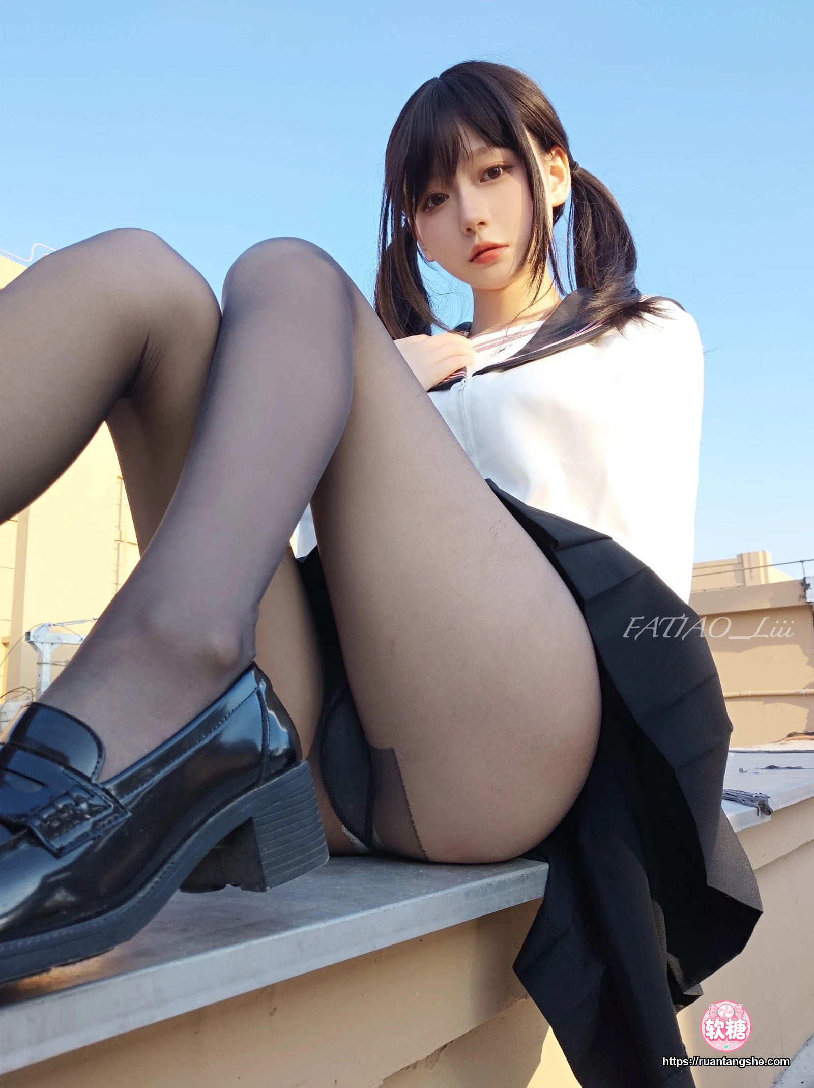 迷之呆梨 迷之呆梨 NO.025 - Fantia 2022年10月会员合集(9期)