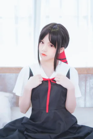 桜桃喵《四宫辉夜》写真图集 10P｜在线预览与图包下载