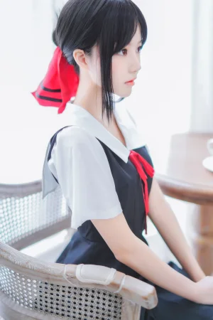 桜桃喵《四宫辉夜》写真图集 10P｜在线预览与图包下载