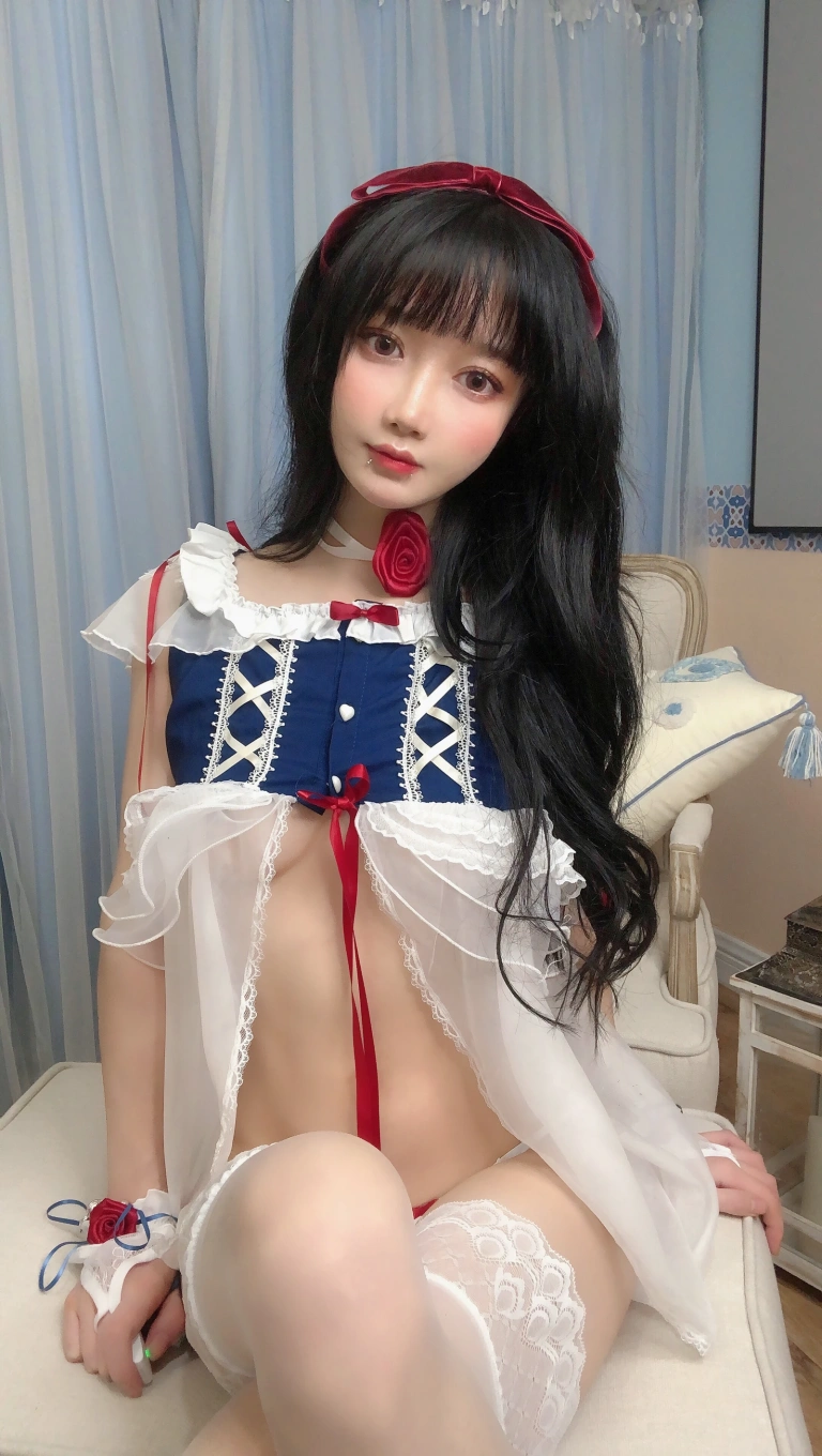 阿包也是兔娘《白雪姬》写真图集 15P｜在线预览与图包下载