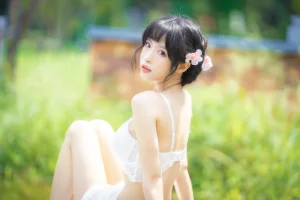 清水由乃《蕾丝花园》写真图集 34P｜在线预览与图包下载