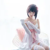 木棉棉《加藤惠cos（礼服+内衣）》写真图集 68P｜在线预览与图包下载
