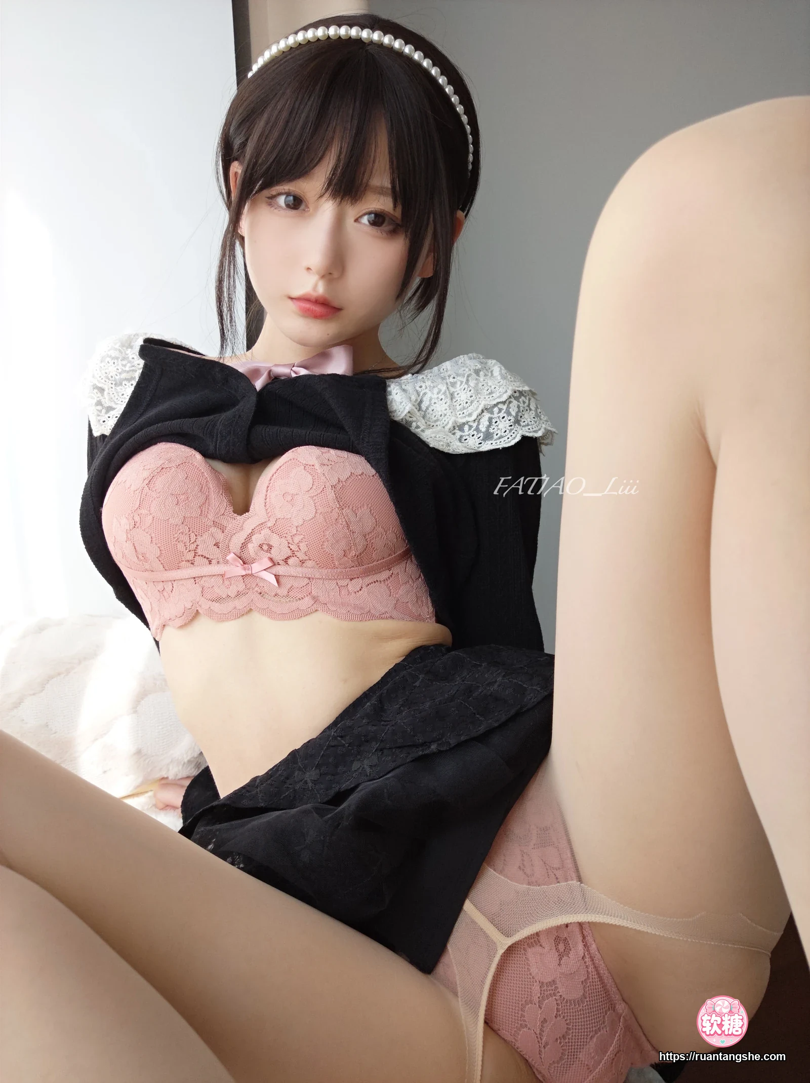 迷之呆梨 迷之呆梨 NO.026 - Fantia 2022年11月会员合集(9期)