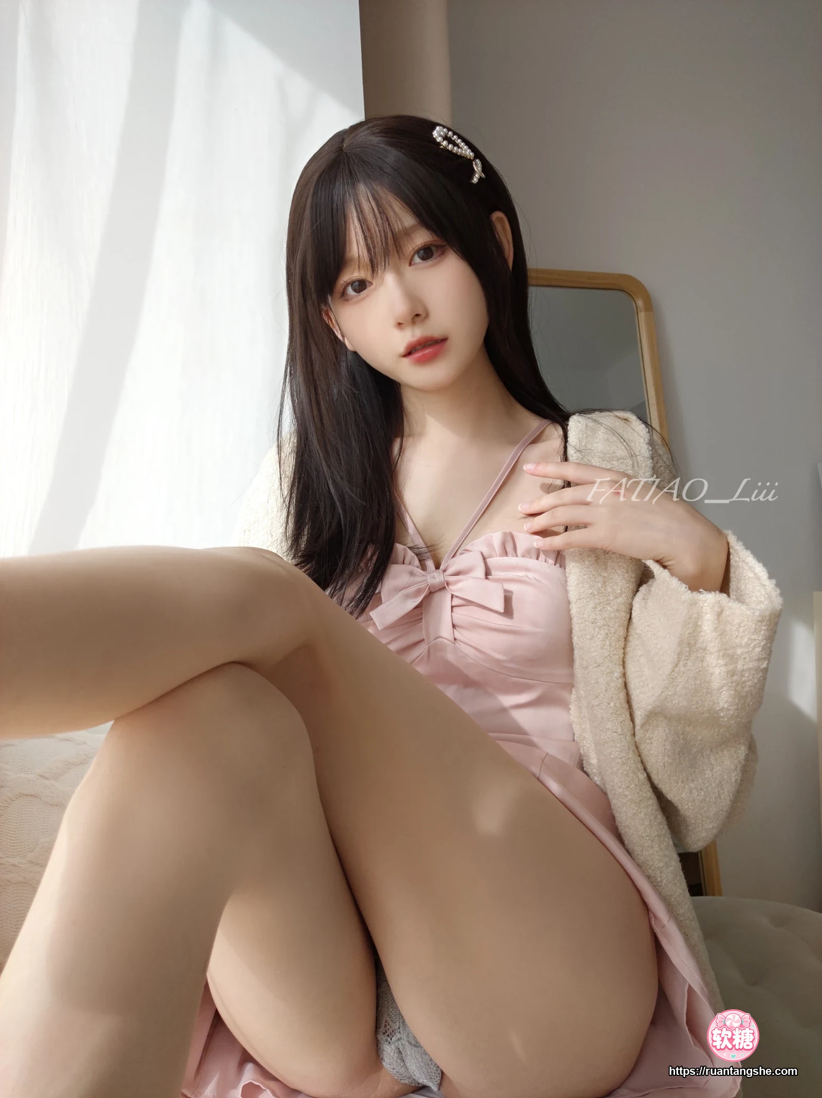 迷之呆梨 迷之呆梨 NO.026 - Fantia 2022年11月会员合集(9期)