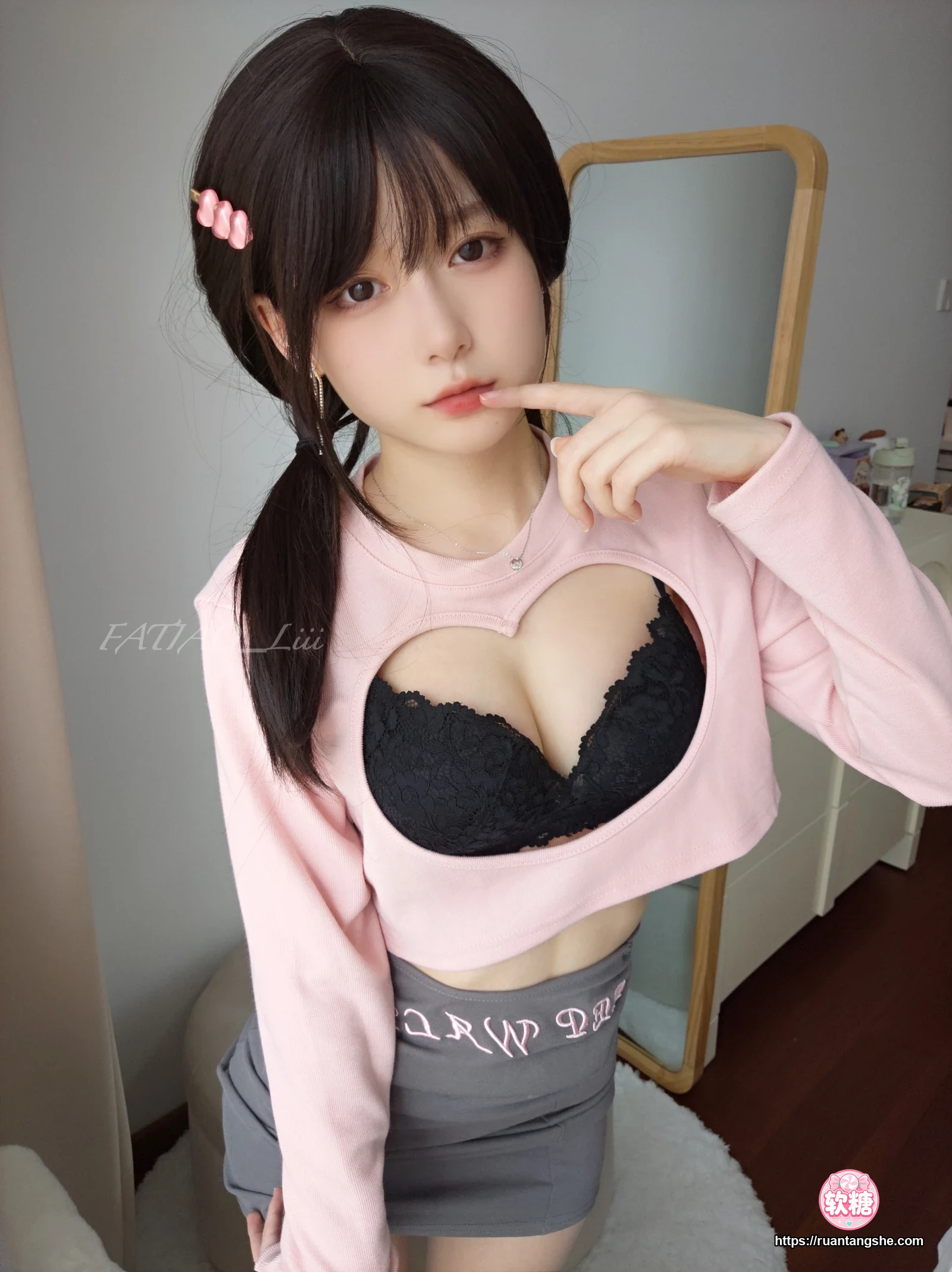 迷之呆梨 迷之呆梨 NO.026 - Fantia 2022年11月会员合集(9期)
