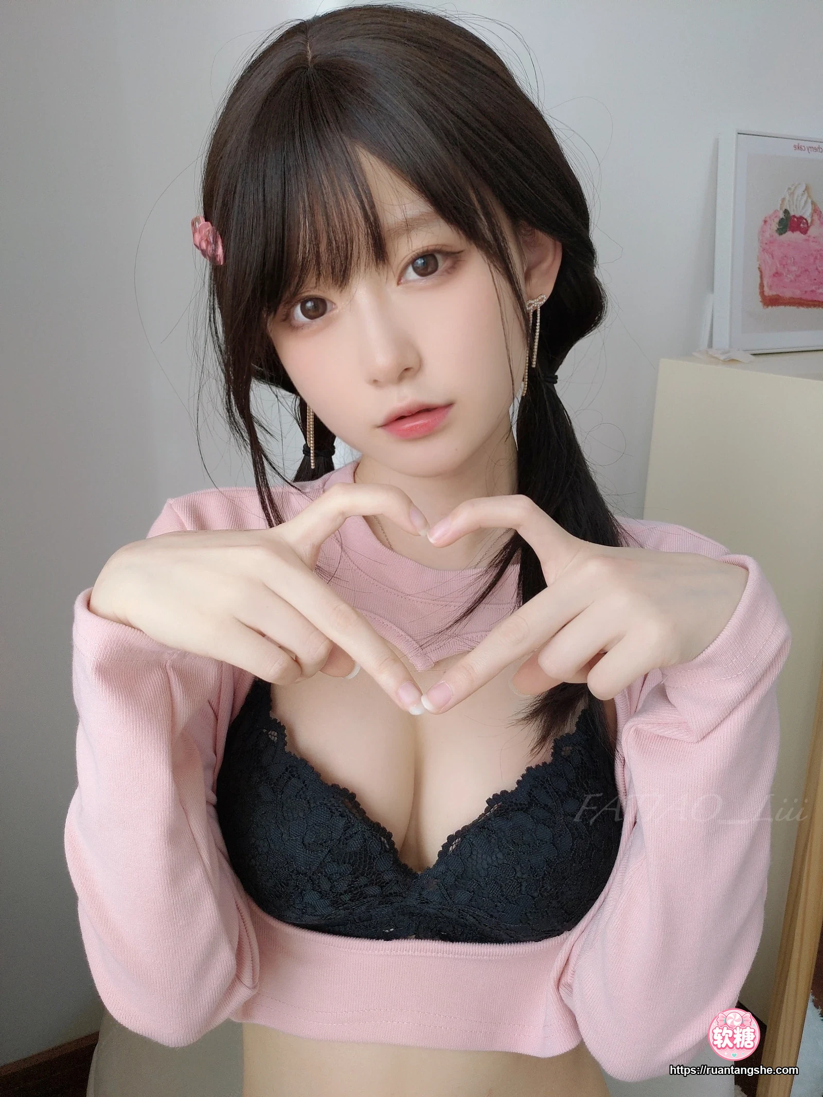 迷之呆梨 迷之呆梨 NO.026 - Fantia 2022年11月会员合集(9期)