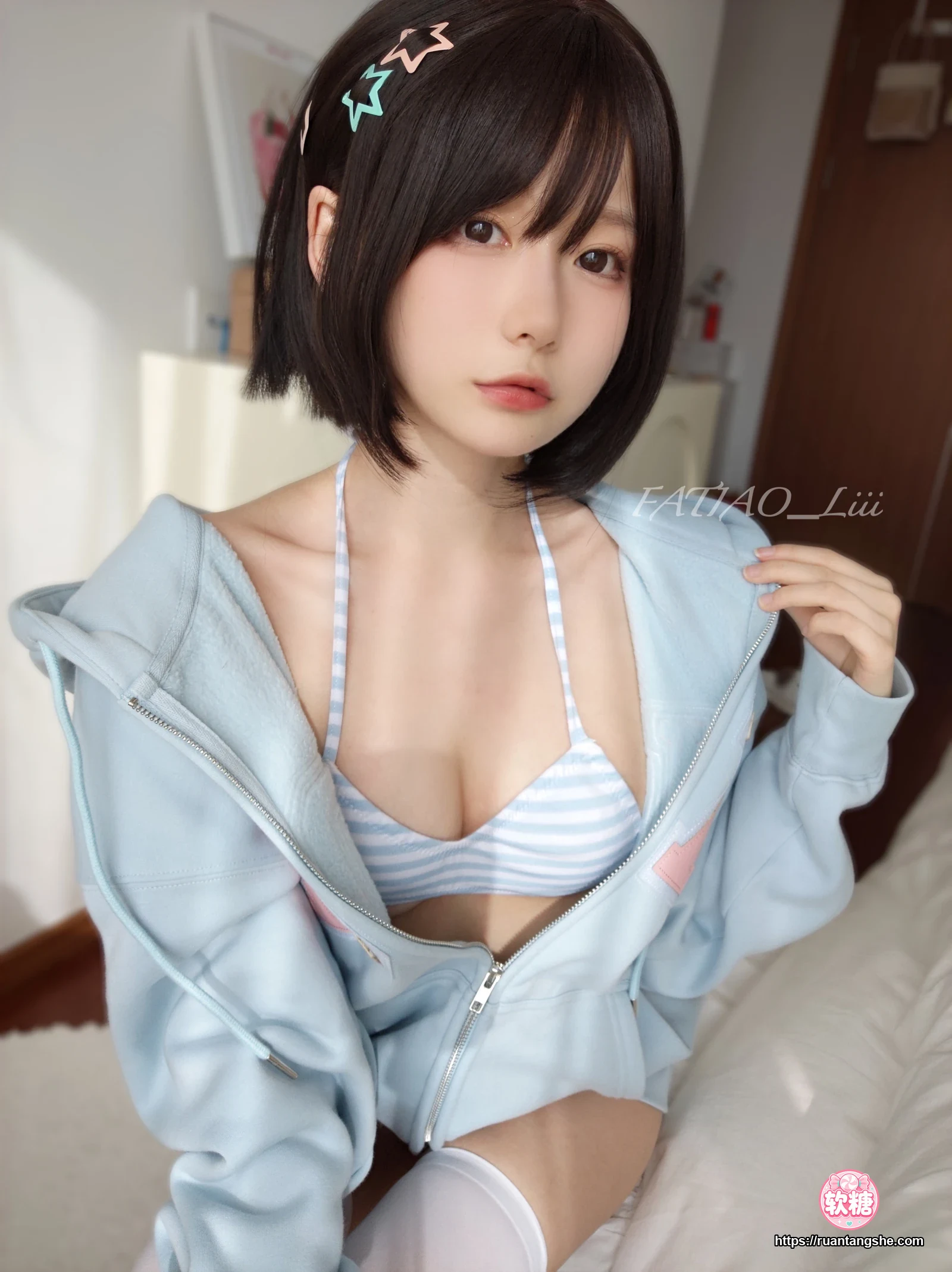迷之呆梨 迷之呆梨 NO.026 - Fantia 2022年11月会员合集(9期)