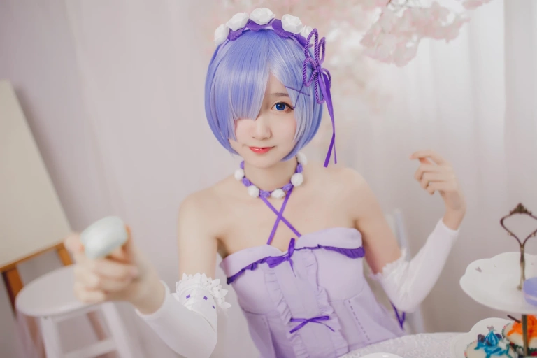 木棉棉《雷姆生日》写真图集 24P｜在线预览与图包下载
