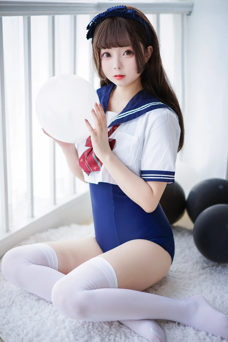 日奈娇(椎名莜)《制服死库水》写真图集 40P｜在线预览与图包下载