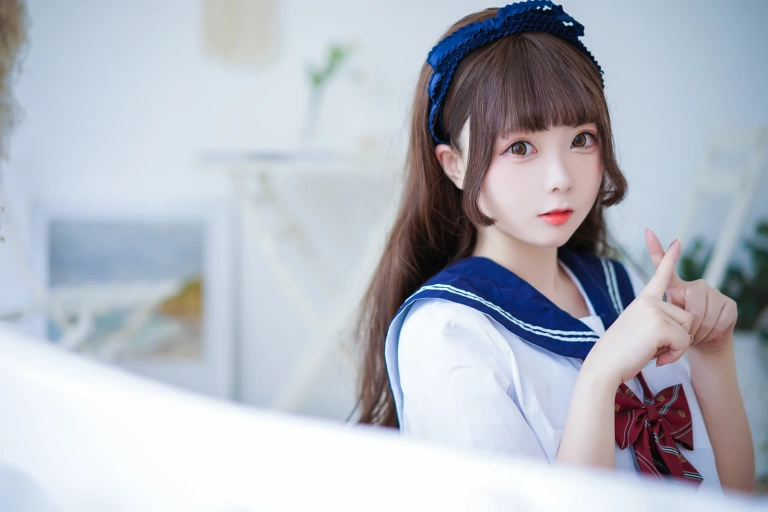 日奈娇(椎名莜)《制服死库水》写真图集 40P｜在线预览与图包下载
