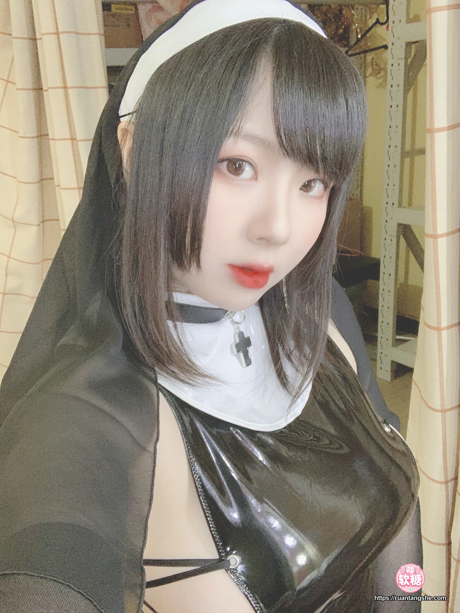 皮皮奶 皮皮奶 NO.027 - 系带修女