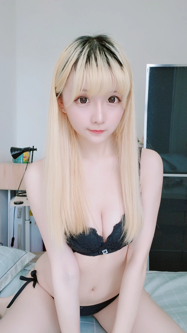 星之迟迟《定制 6-24 旗袍》写真图集 60P+4V｜在线预览与图包下载