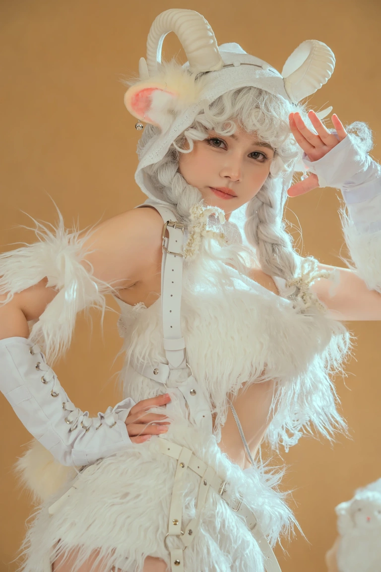 七月喵子《幻想兽娘集日食 伊卡》写真图集 22P｜在线预览与图包下载