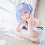 木棉棉《蕾姆泳装》写真图集 26P｜在线预览与图包下载