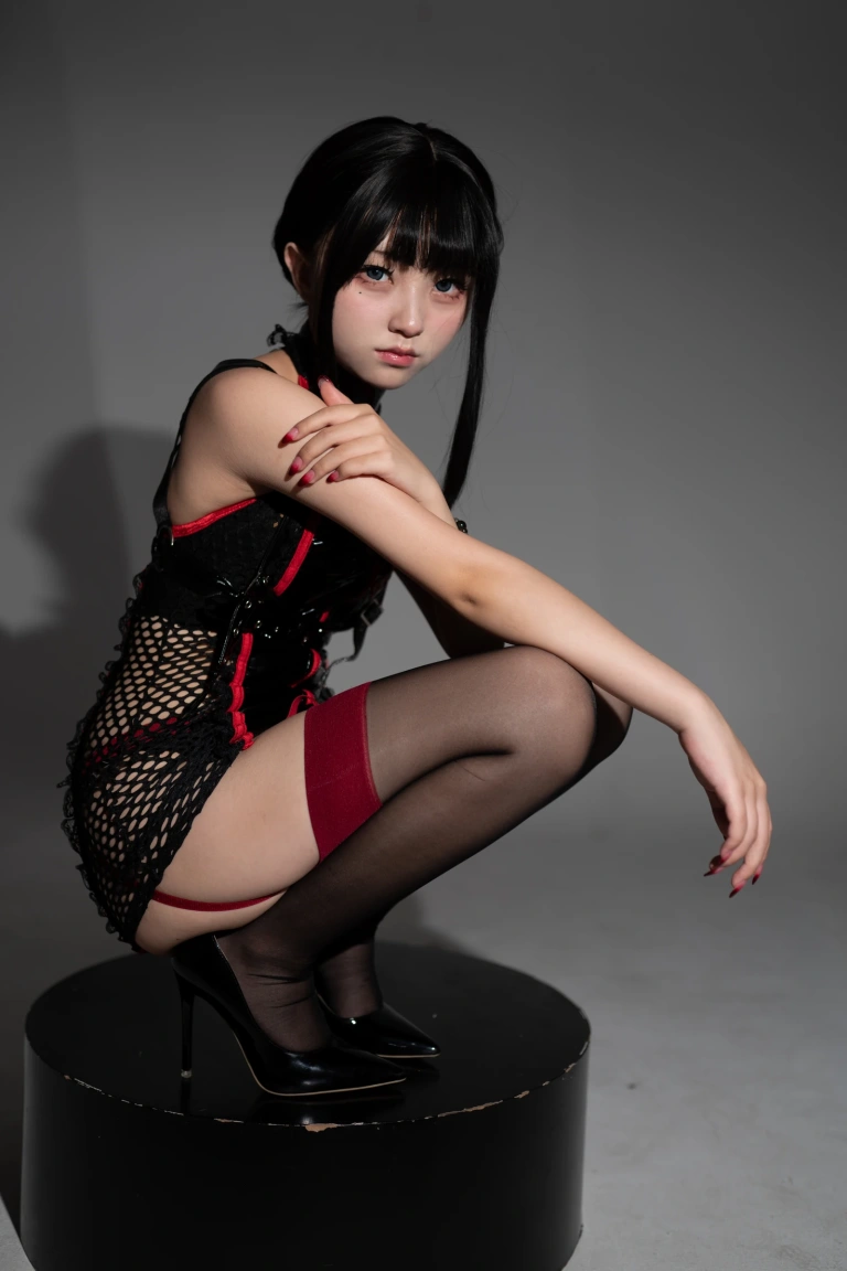 花铃《特工护士》写真图集 31P｜在线预览与图包下载