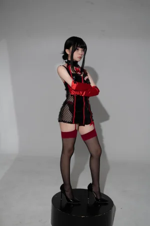 花铃《特工护士》写真图集 31P｜在线预览与图包下载