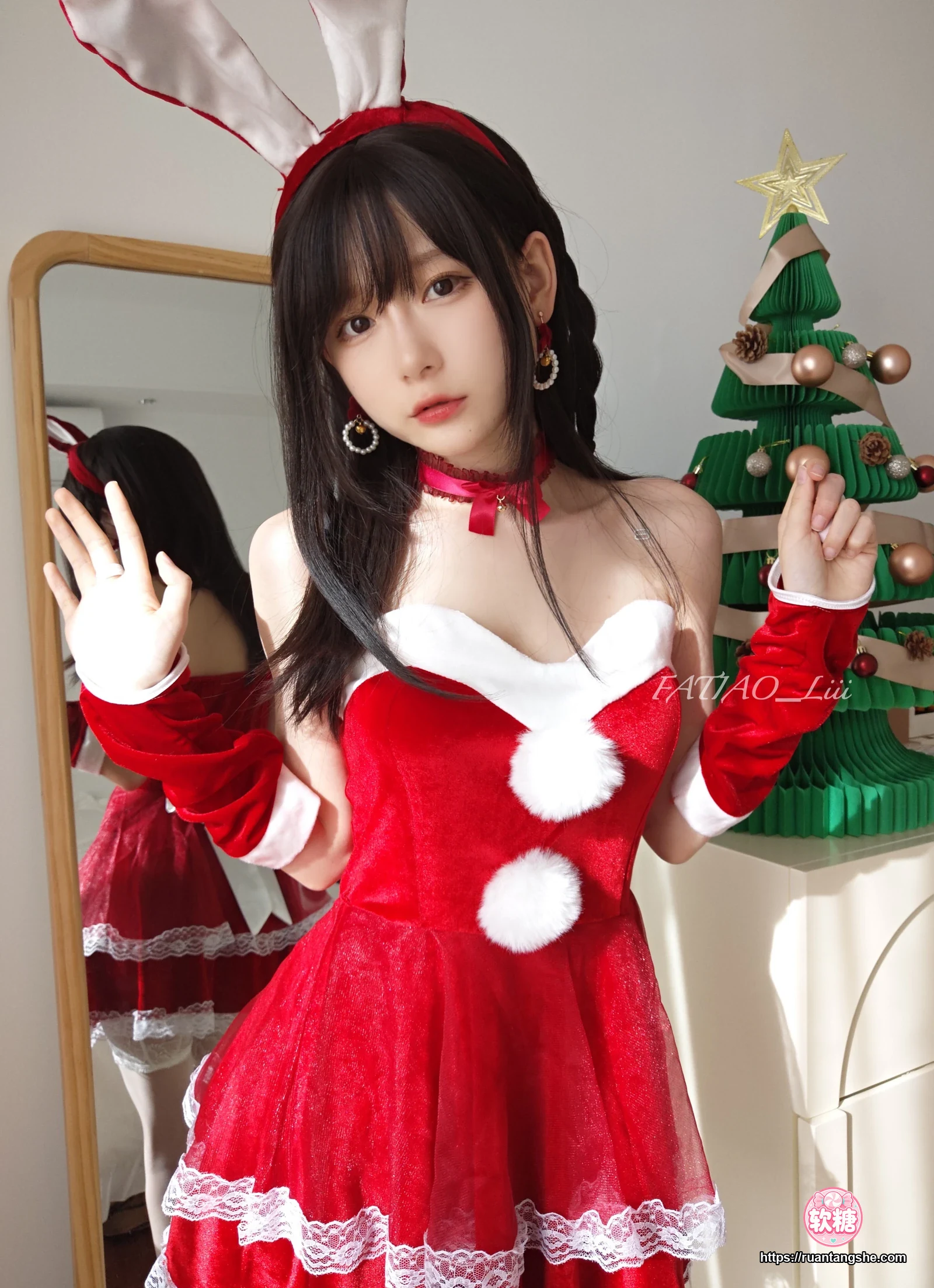 迷之呆梨 迷之呆梨 NO.029 - Fantia 2022年12月会员合集(8期)