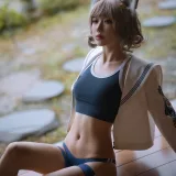 阿包也是兔娘《X型体操服》写真图集 30P｜在线预览与图包下载