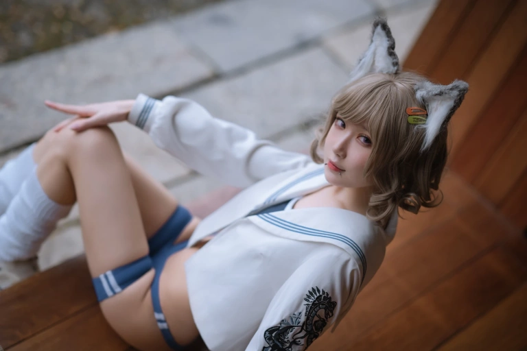 阿包也是兔娘《X型体操服》写真图集 30P｜在线预览与图包下载