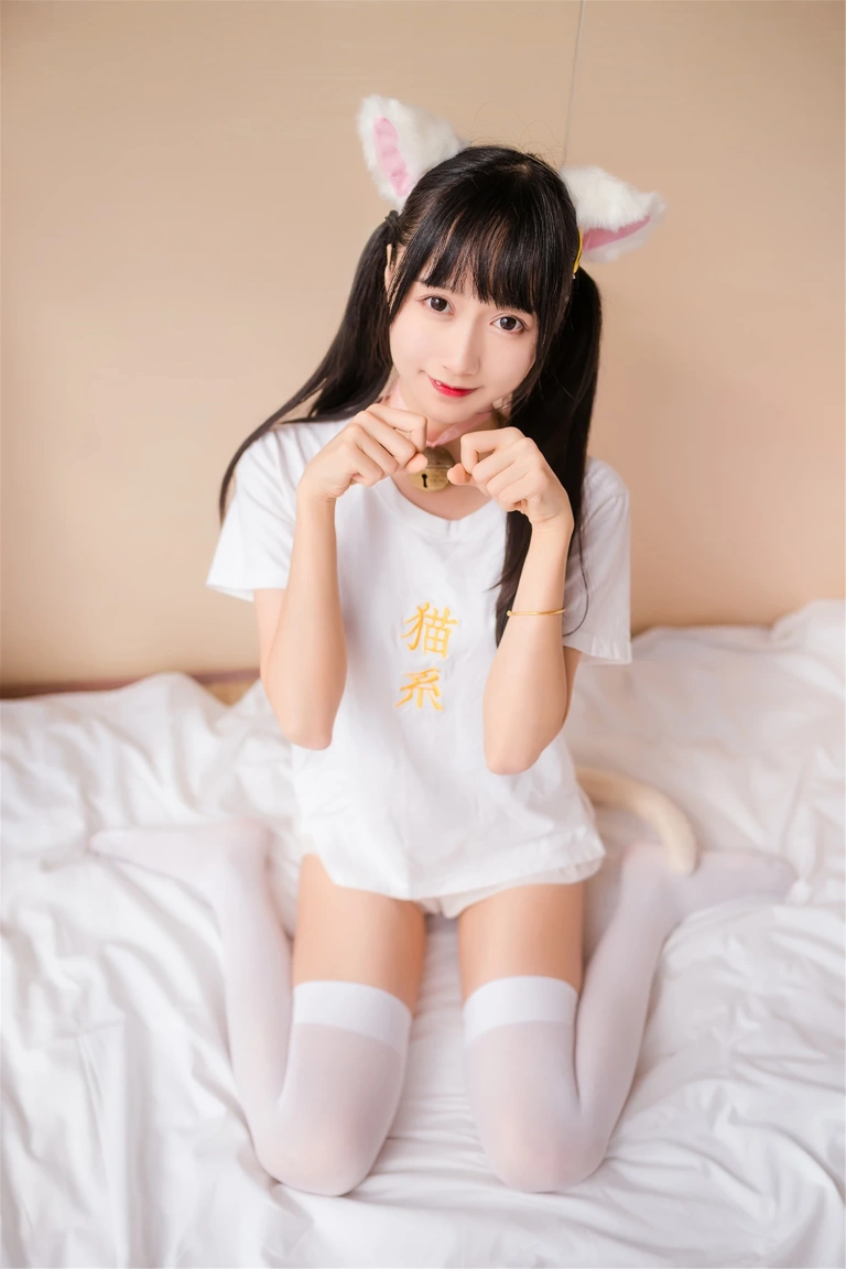 木棉棉《猫系少女》写真图集 50P｜在线预览与图包下载