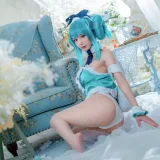 阿包也是兔娘《白兔Miku》写真图集 28P｜在线预览与图包下载