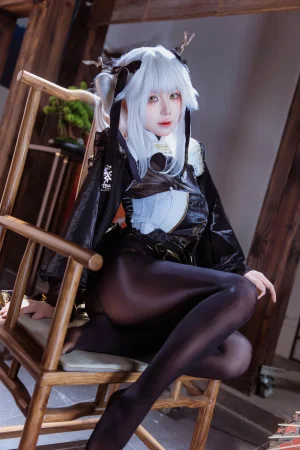 末夜《NIKKE 胜利女神 布兰儿》写真图集 29P｜在线预览与图包下载