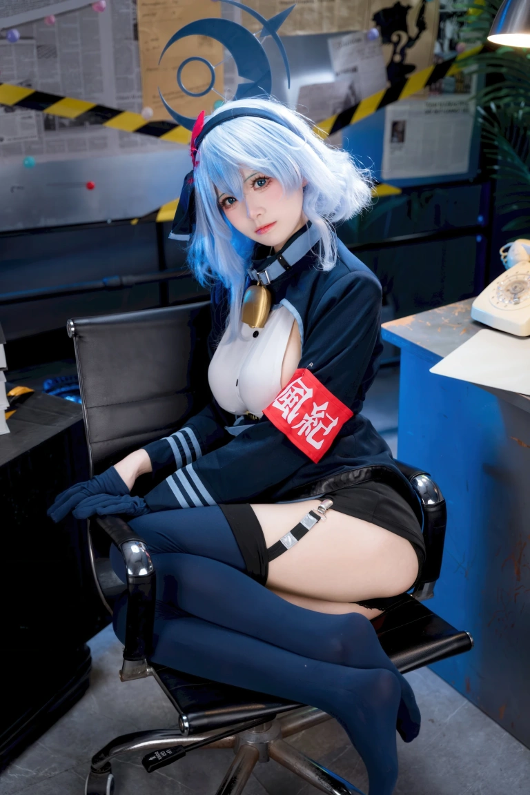 九柒喵《蔚蓝档案 天雨亚子》写真图集 46P｜在线预览与图包下载