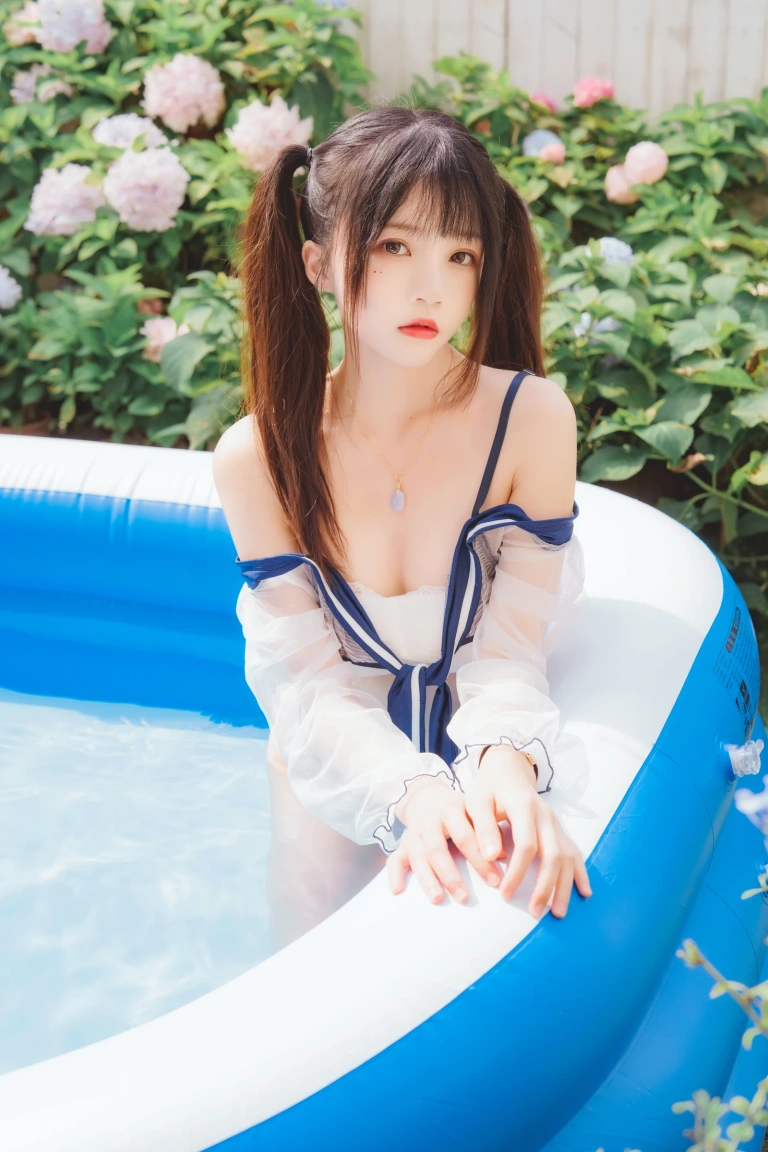 桜桃喵《无尽夏》写真图集 58P｜在线预览与图包下载