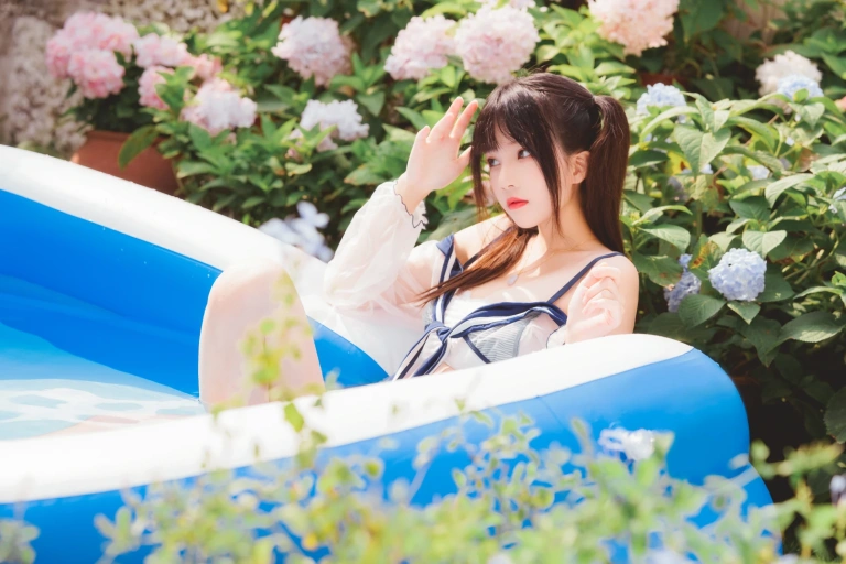 桜桃喵《无尽夏》写真图集 58P｜在线预览与图包下载