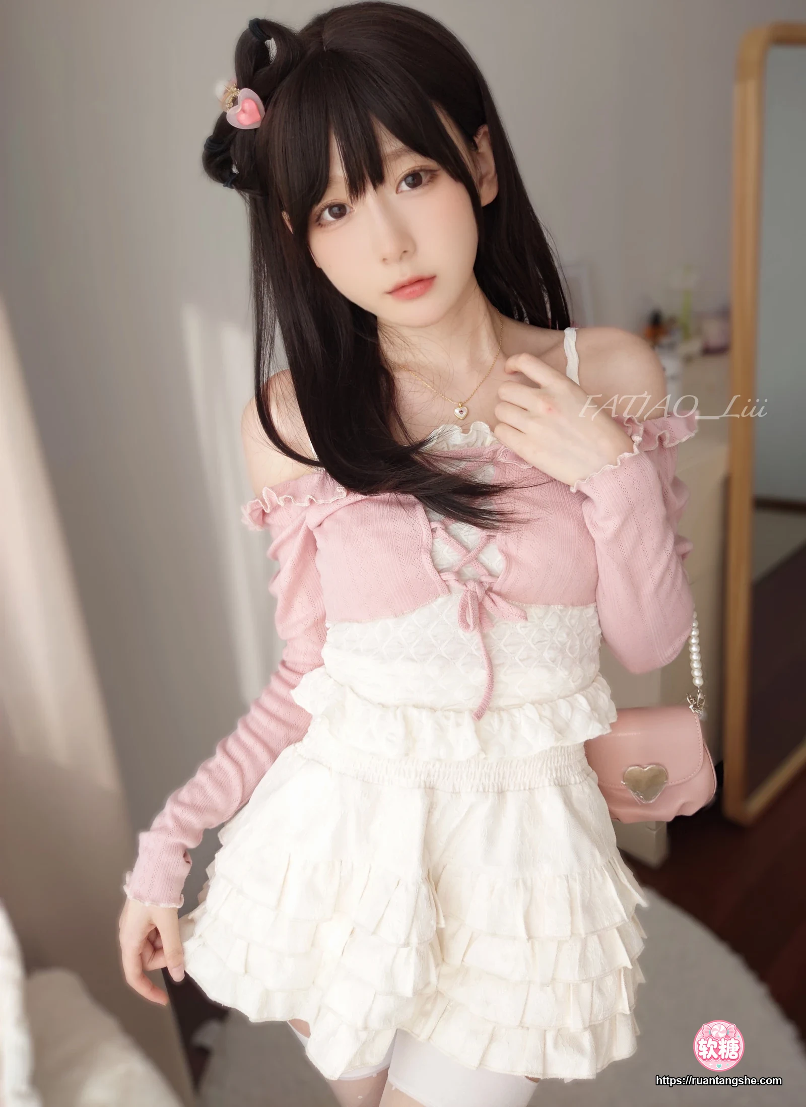 迷之呆梨 迷之呆梨 NO.031 - Fantia 2023年02月会员合集(8期)