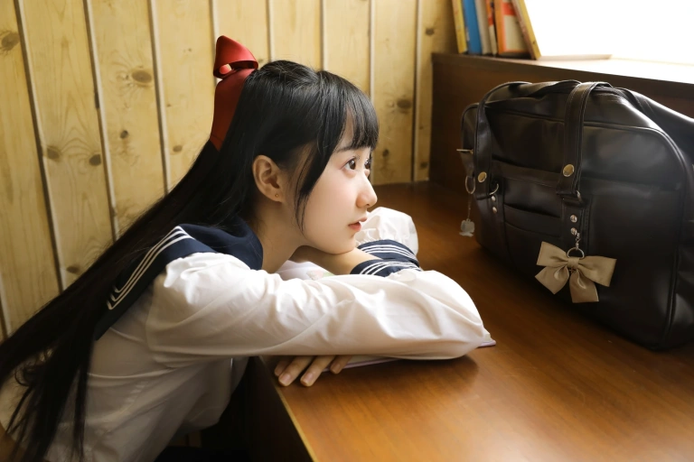 木棉棉《绵相随 JK水手服》写真图集 32P｜在线预览与图包下载