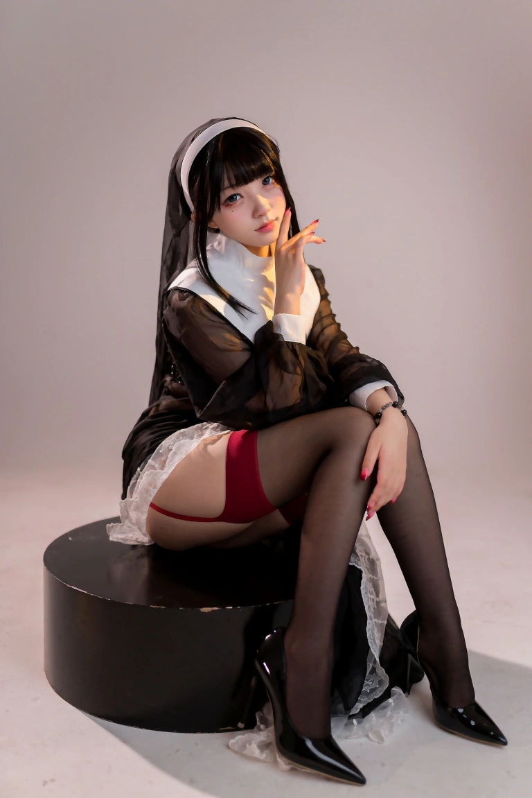花铃《修女的忏悔室》写真图集 29P｜在线预览与图包下载