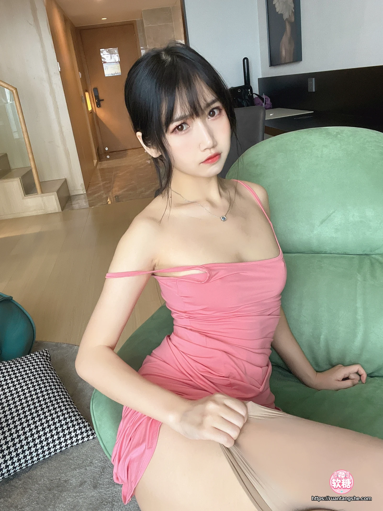 不呆猫 不呆猫 NO.032 - 浴室粉色激凸人妻