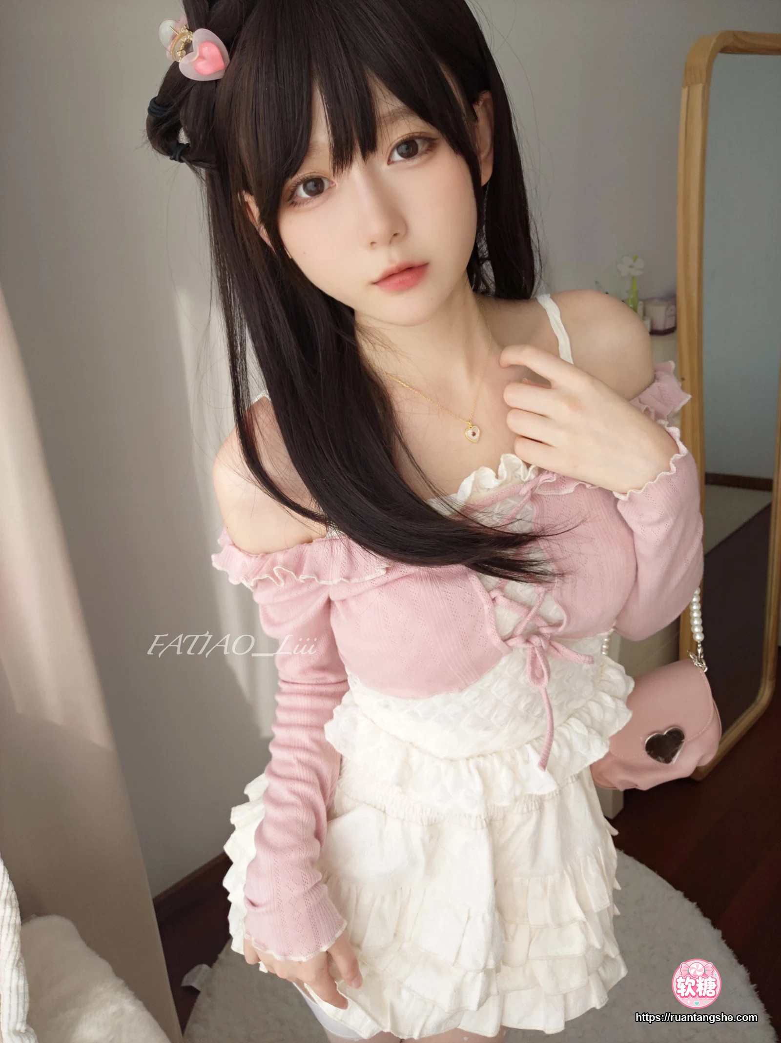 迷之呆梨 迷之呆梨 NO.032 - Fantia 2023年03月会员合集(10期)