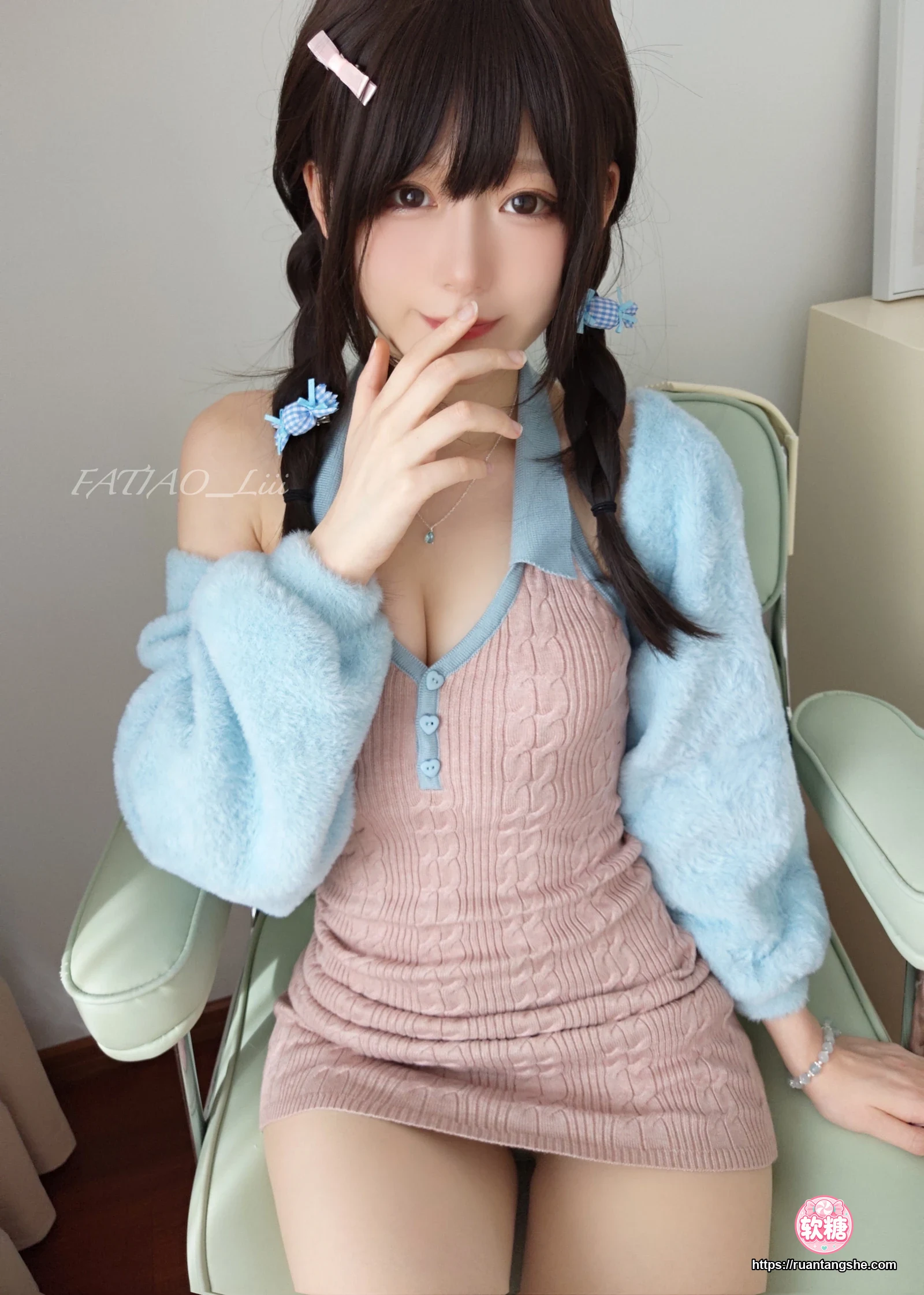 迷之呆梨 迷之呆梨 NO.032 - Fantia 2023年03月会员合集(10期)