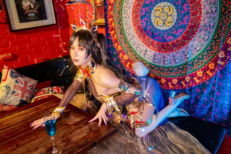 阿包也是兔娘《弓凛兔女郎》写真图集 20P｜在线预览与图包下载