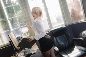 宮本桜《碧蓝航线 怨仇》写真图集 45P｜在线预览与图包下载