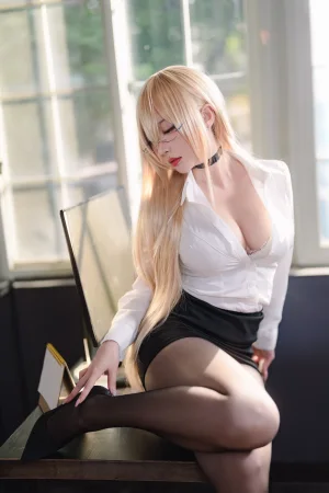 宮本桜《碧蓝航线 怨仇》写真图集 45P｜在线预览与图包下载
