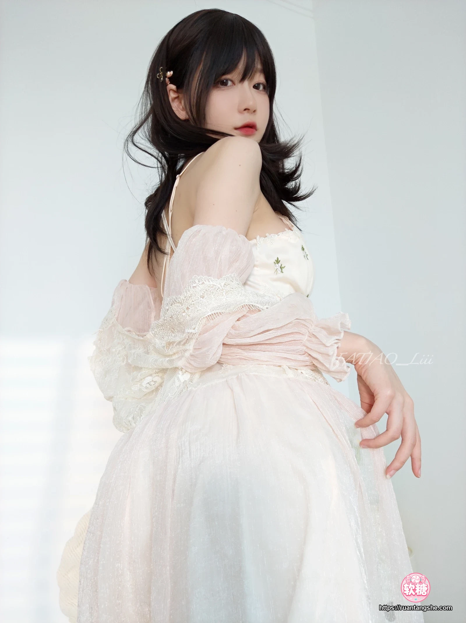 迷之呆梨 迷之呆梨 NO.034 - Fantia 2023年05月会员合集(8期)