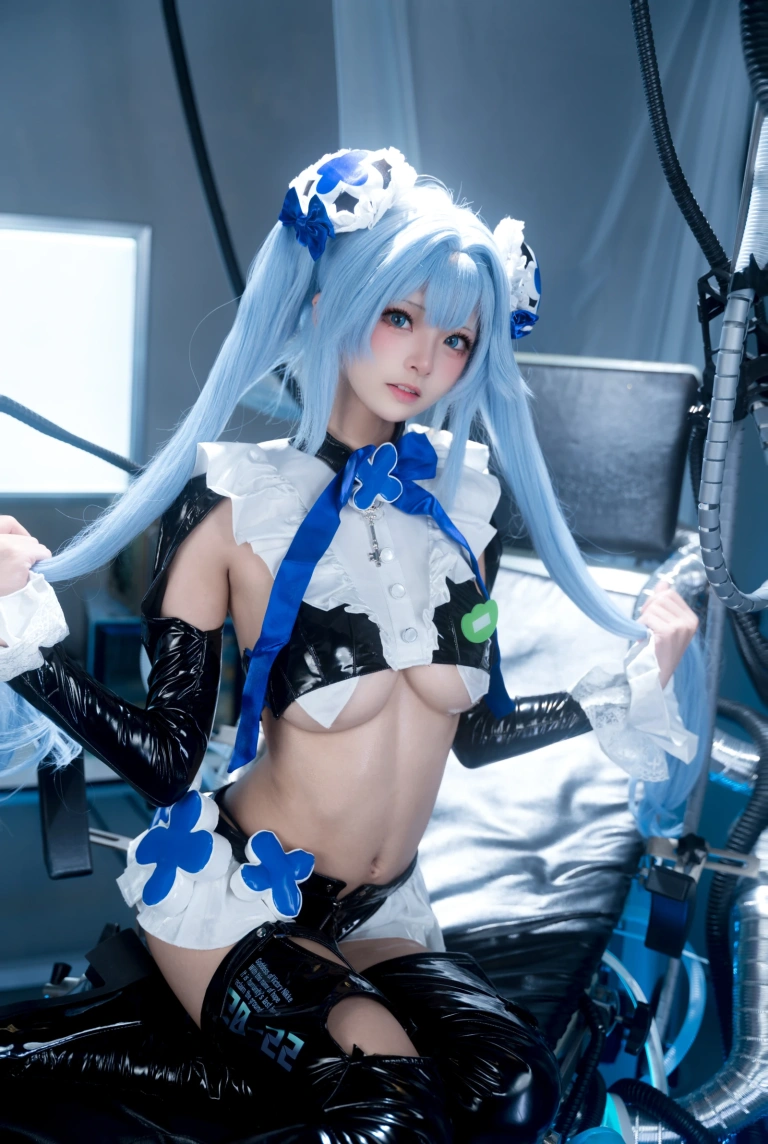 九柒喵《Nikke 汉赛尔》写真图集 38P｜在线预览与图包下载
