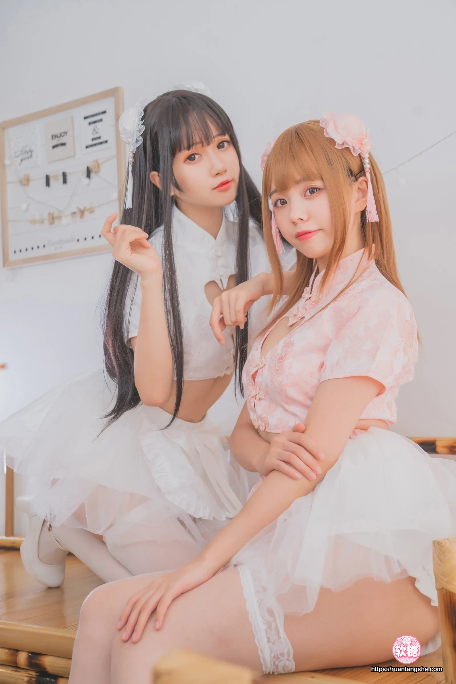 前羽 前羽 NO.035 - 四人成双女友 (宅夏&小野&白金)