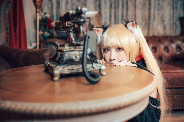 阿包也是兔娘《小猫咪能有什么坏心眼呢》写真图集 19P｜在线预览与图包下载