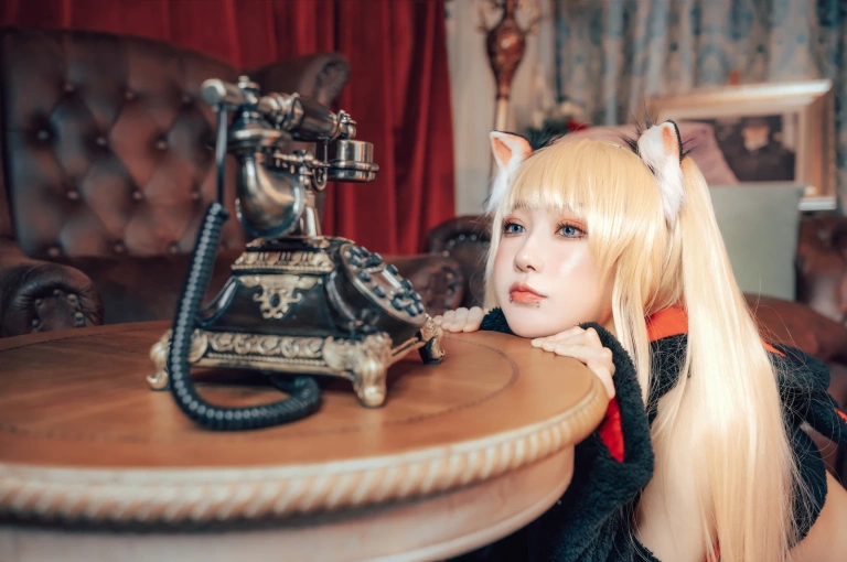 阿包也是兔娘《小猫咪能有什么坏心眼呢》写真图集 19P｜在线预览与图包下载