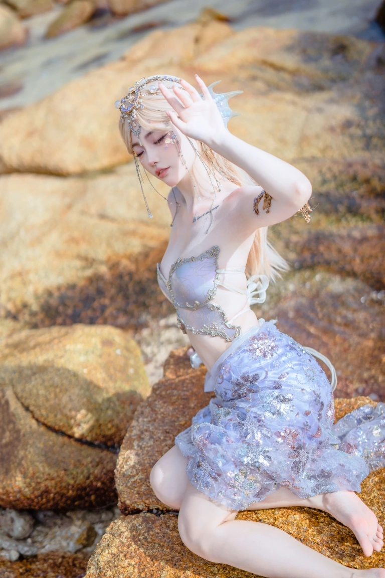 桃良阿宅《年年有鱼》写真图集 35P｜在线预览与图包下载