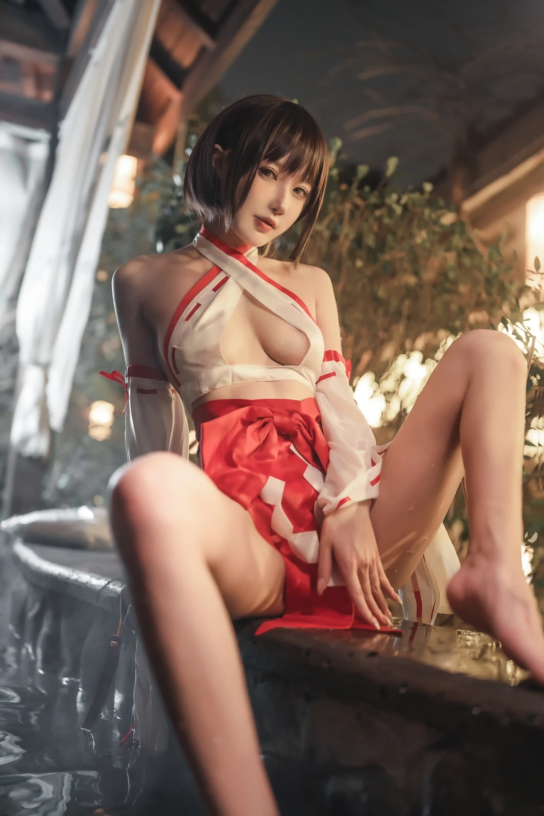 阿包也是兔娘《温泉巫女》写真图集 24P｜在线预览与图包下载