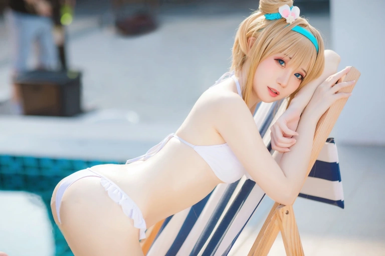 焖焖碳《少女前线 索米泳装》写真图集 46P｜在线预览与图包下载
